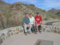 DadMomJared-TucsonMtnPark-030906