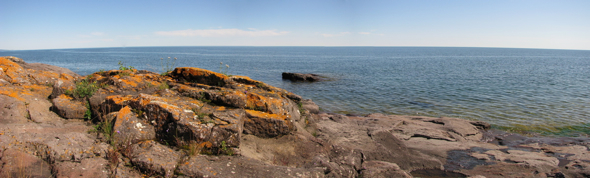 20090822-NorthShoreLakeSuperior-pan