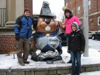 20080202-JaredEthanRobyn-WeatherGroundhog