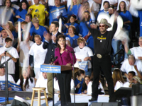 20081028-ToddSarahPalin-HankWilliamsJr