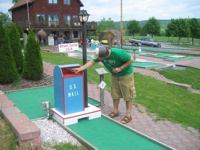 Minigolf-Jeff-Mailbox-052706