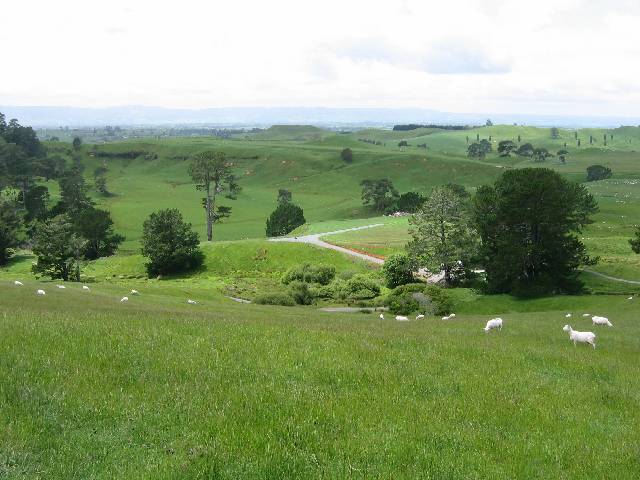 02-AlexanderFarm The Alexander Family Farm, site of Hobbiton and a good chunk of the Shire