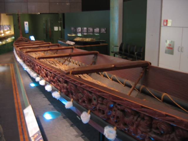 43-WarCanoe Maori War Canoe